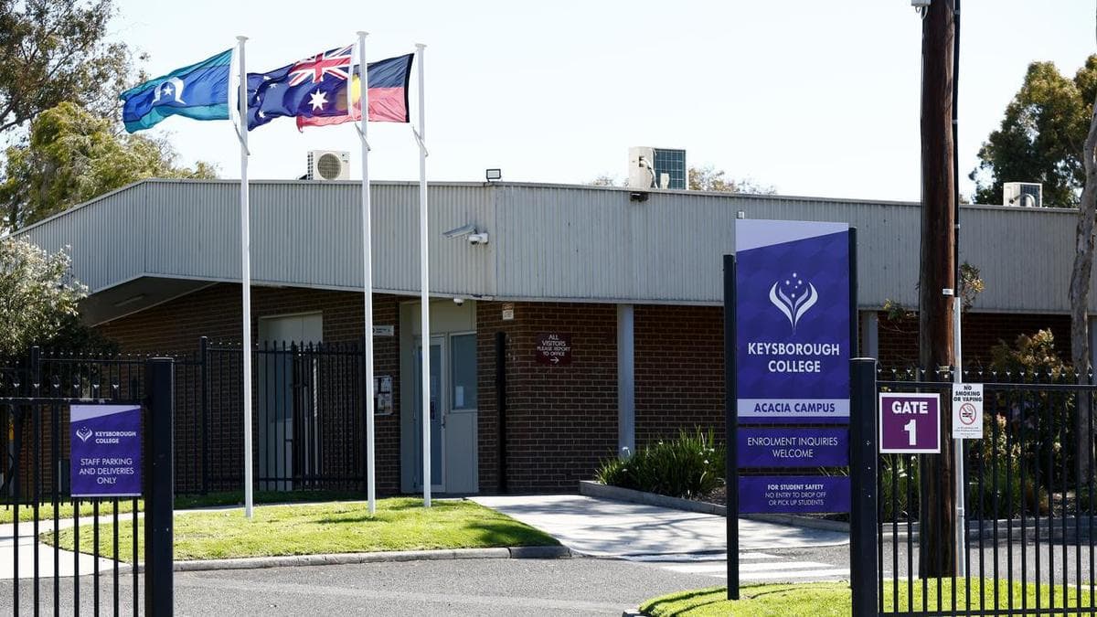 Teacher jailed after 'snapping' and stabbing principal