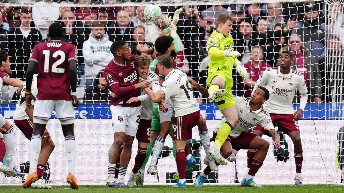 VAR in spotlight again after intervention saves Arsenal