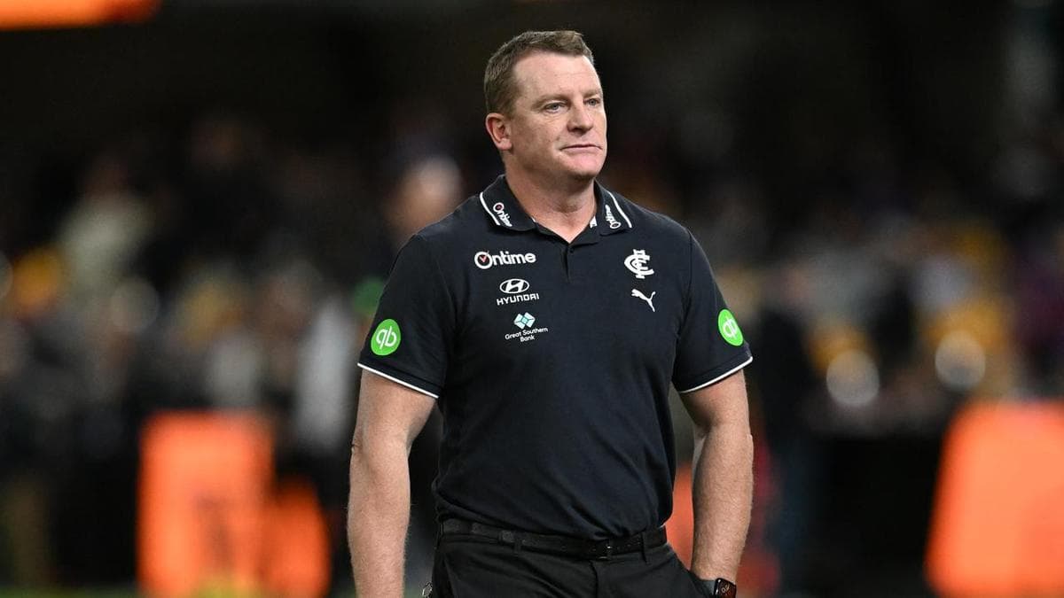 Michael Voss quits as Carlton coach