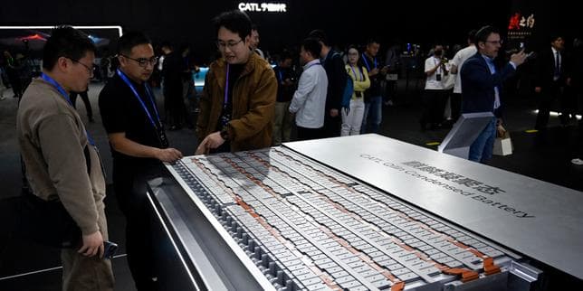 China's green industries profit from Middle East war