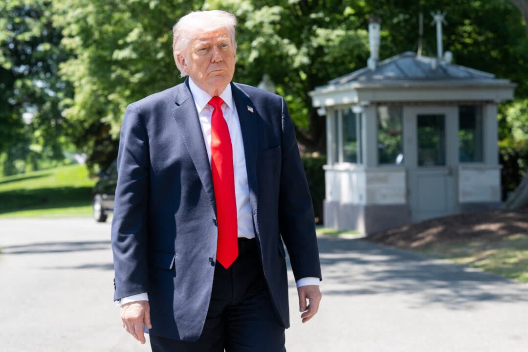 Trump Attends LIV Golf Tournament