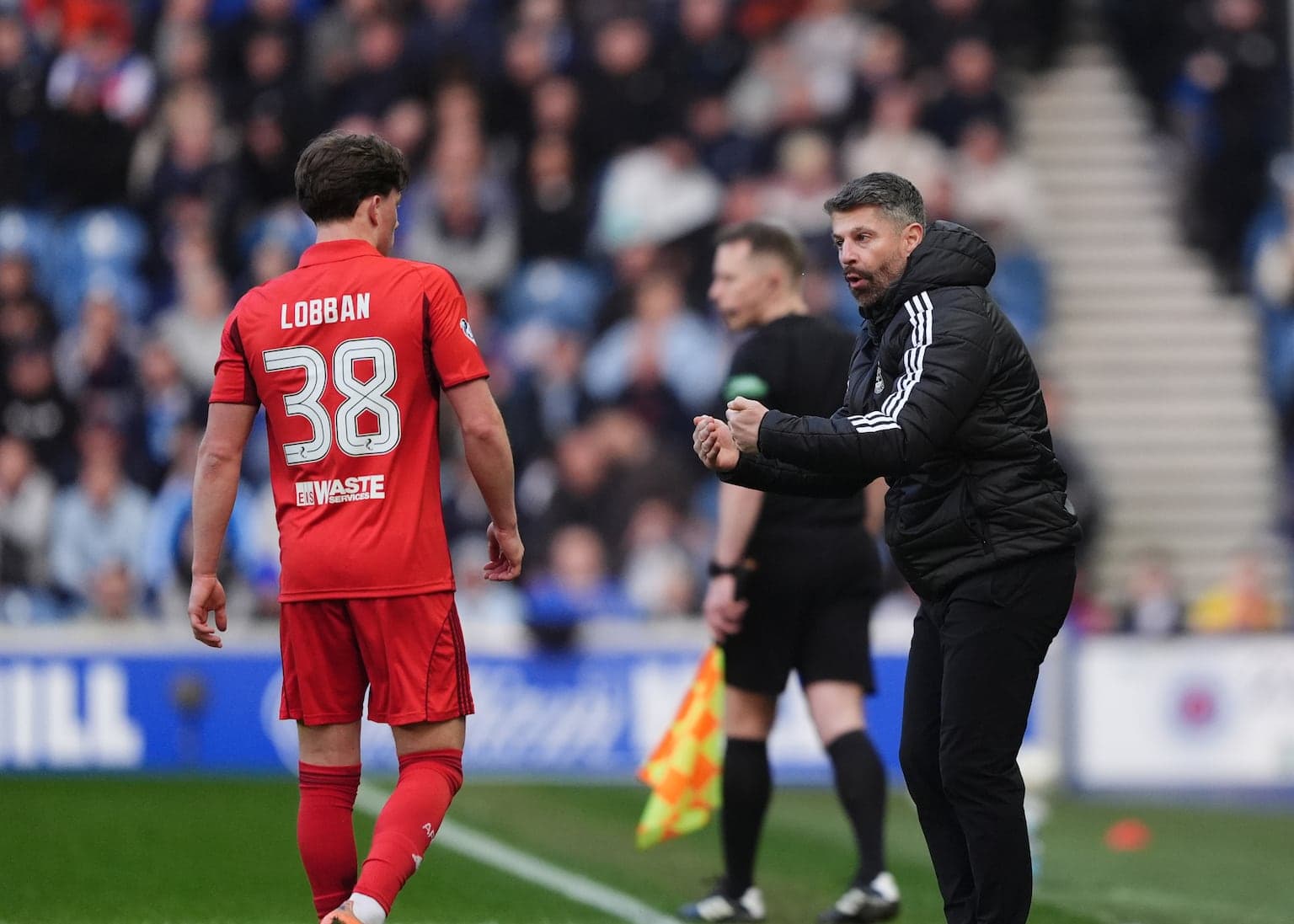 Stephen Robinson hails Aberdeen for grinding out vital win against Dundee United