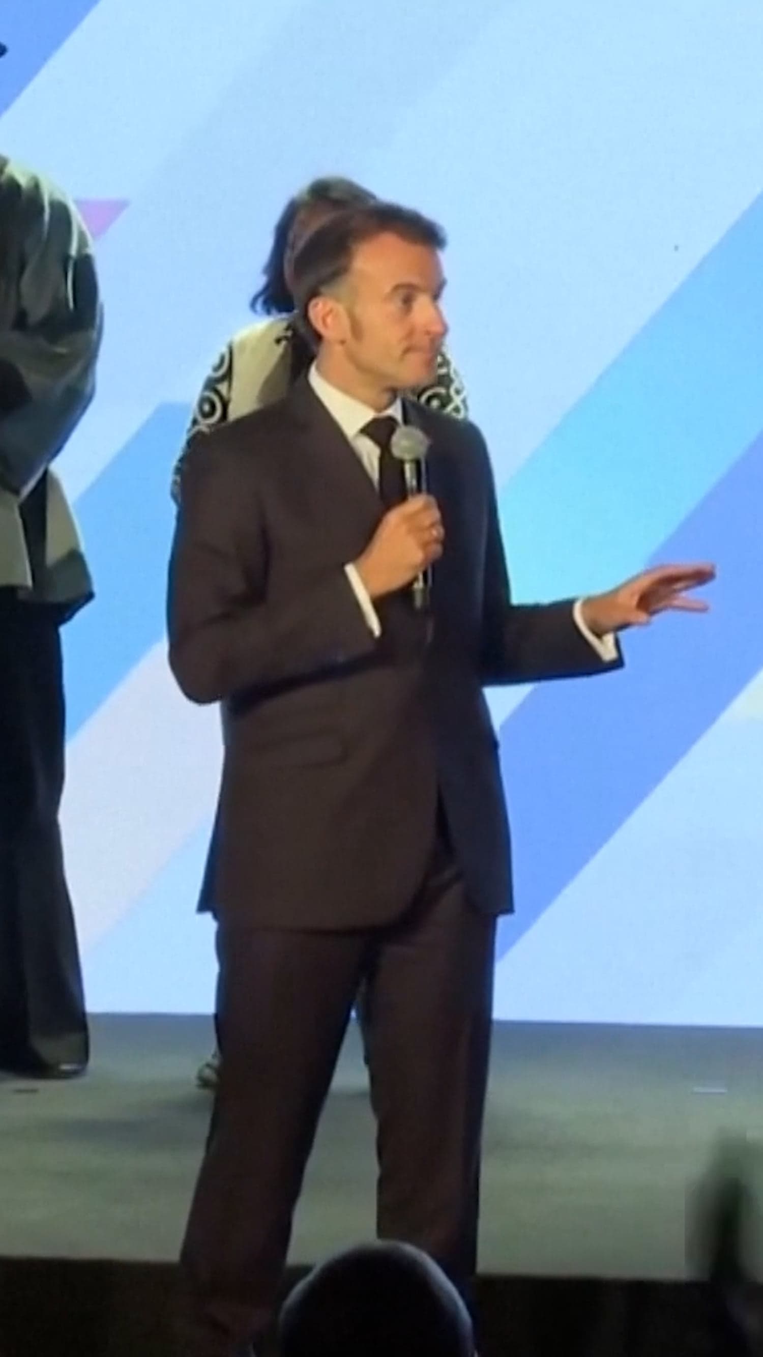 Macron scolds kids in audience for making noise
