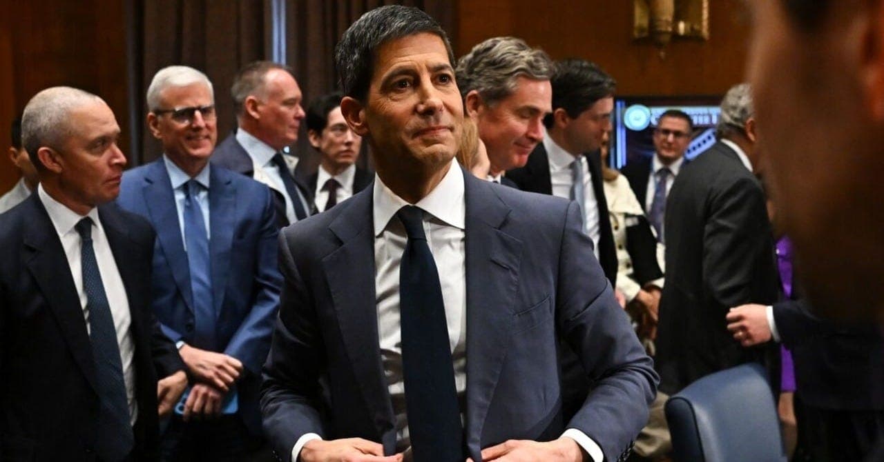 Senate Confirms Kevin Warsh as Trump-Linked Fed Power Fight Escalates