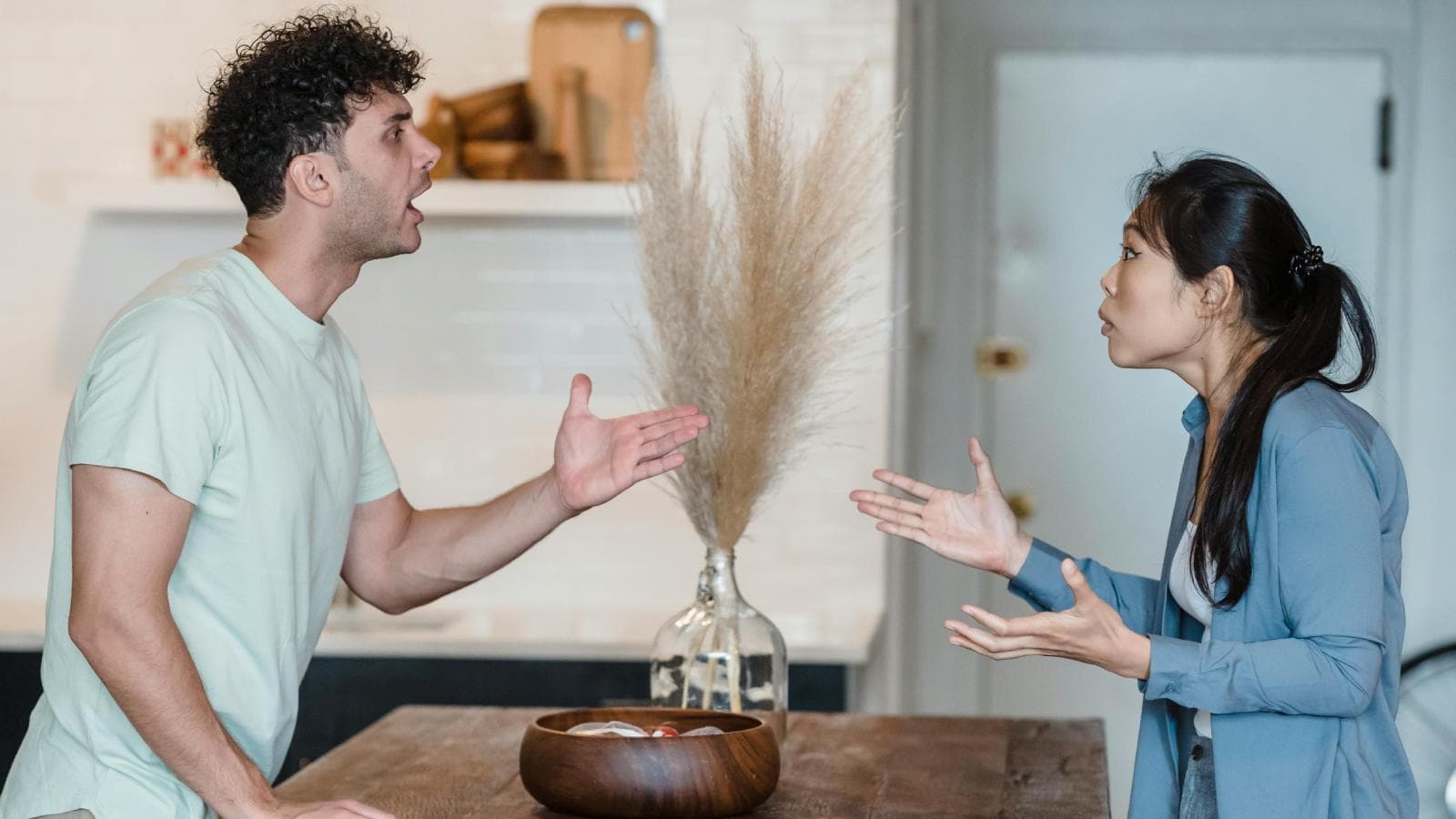 Man Wants Girlfriend to Pay for Plumbing Repairs After Drain Cleaner Mistake