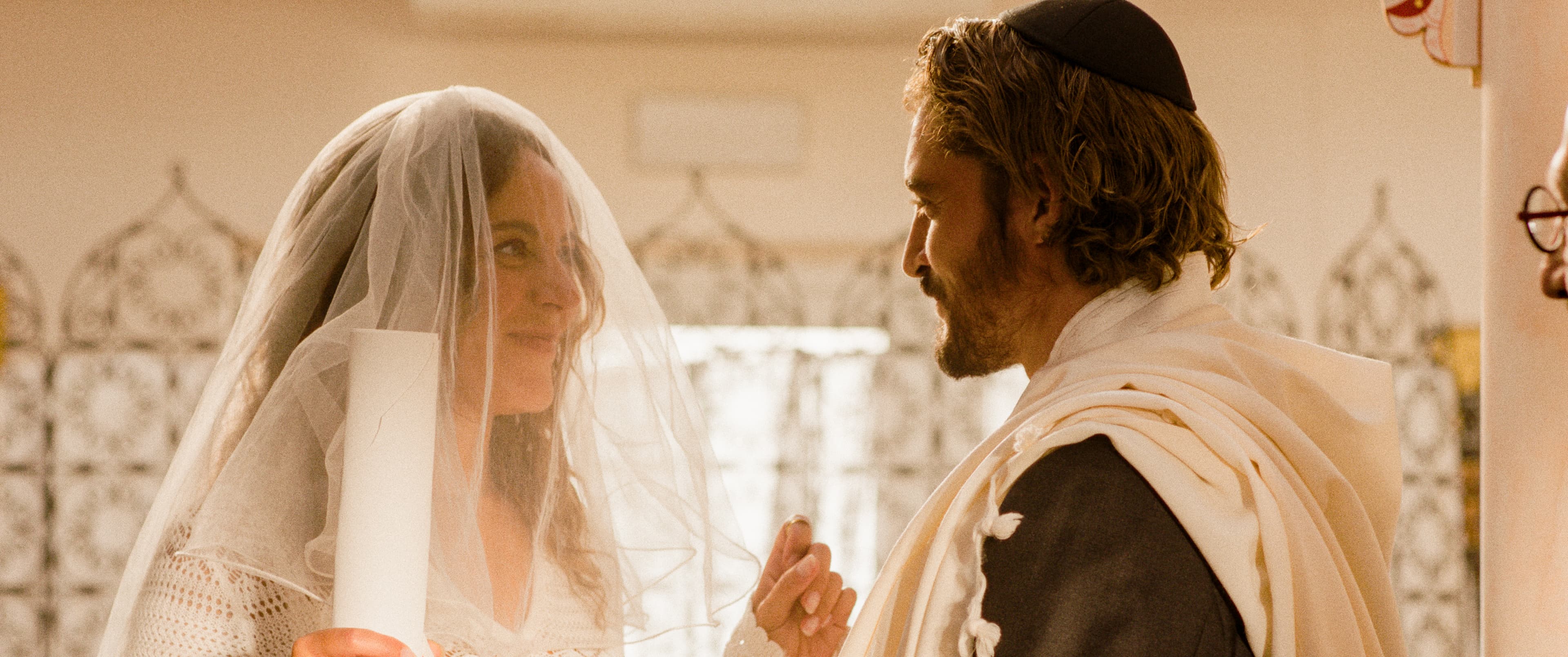 ‘Think Good’ Review: French Canadian Thesp Monia Chokri Convinces as a Jewish Wife Trapped in a Toxic Relationship