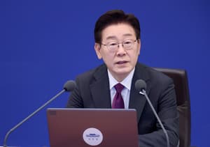 ‘Poisonous mushrooms’ insulting May 18 victims must be rooted out: Lee