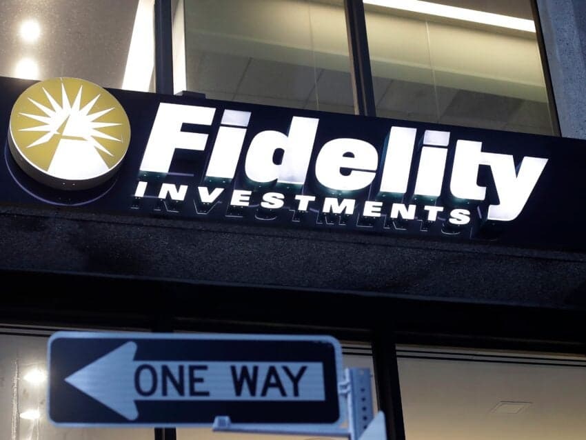 Fidelity reorganizes its workplace with new hires — and a few cuts