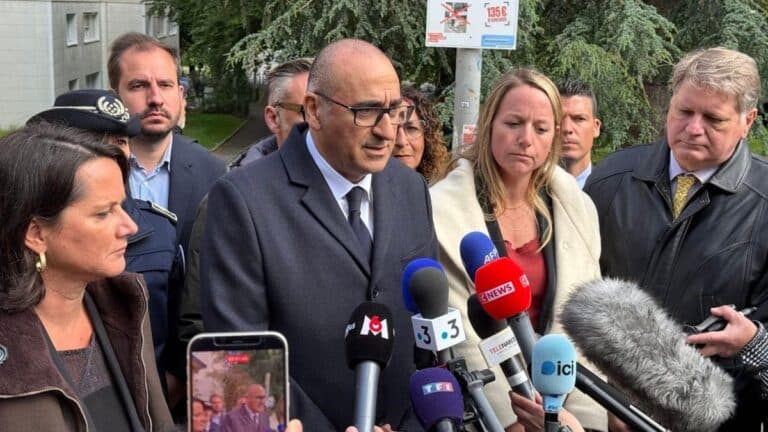 French mayor Robert Ménard faces a Montpellier trial over refusing to officiate an OQTF marriage case