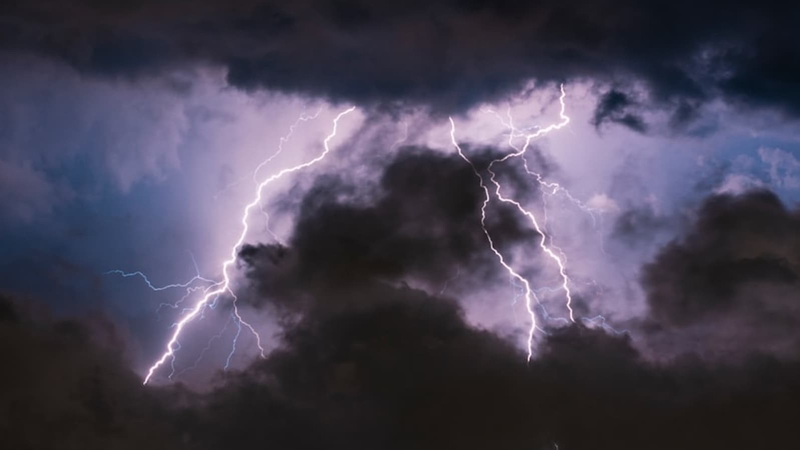 Austin weather radar update: Severe thunderstorm moves through city; tornado possible?