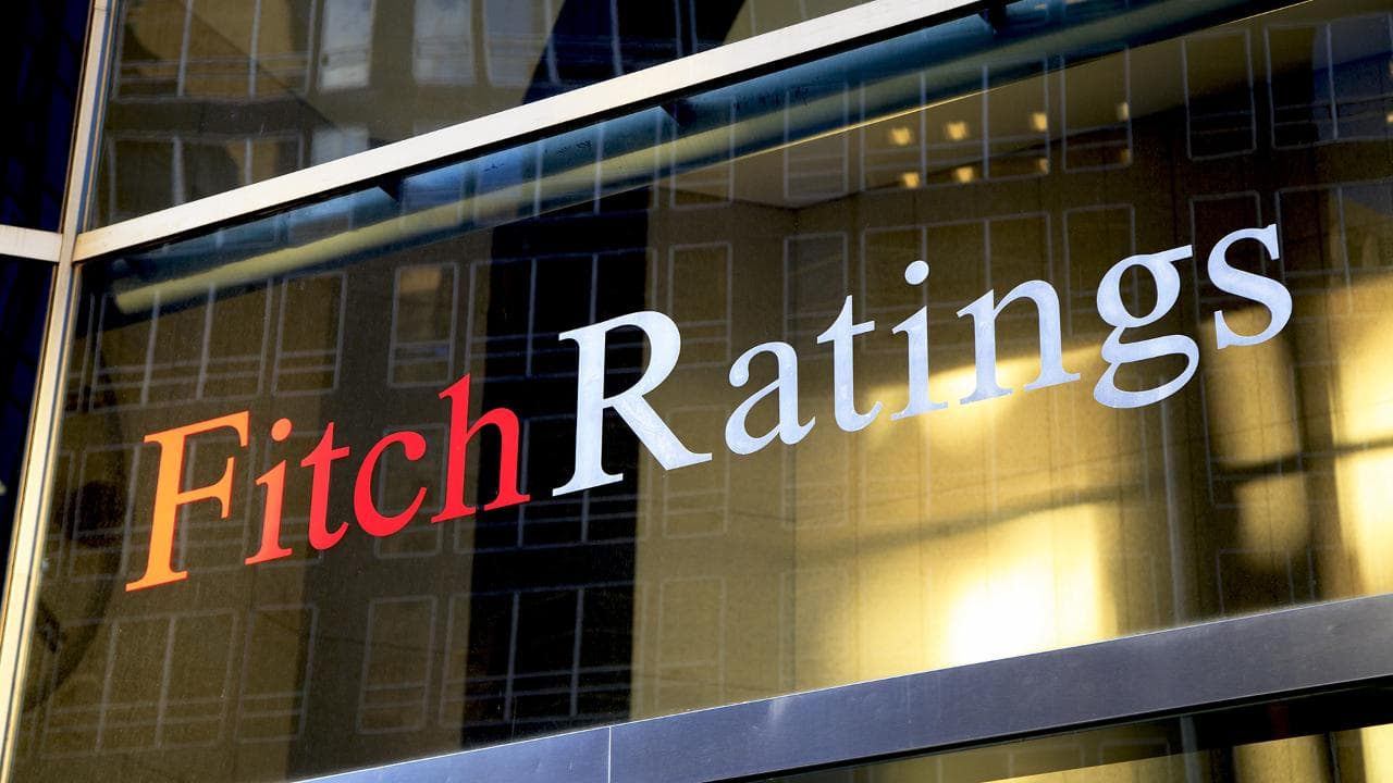 Fitch sees Brent falling to $70 per barrel by September