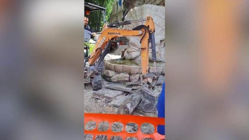 Outcry after digger works centimetres away from Bernini fountain in Rome